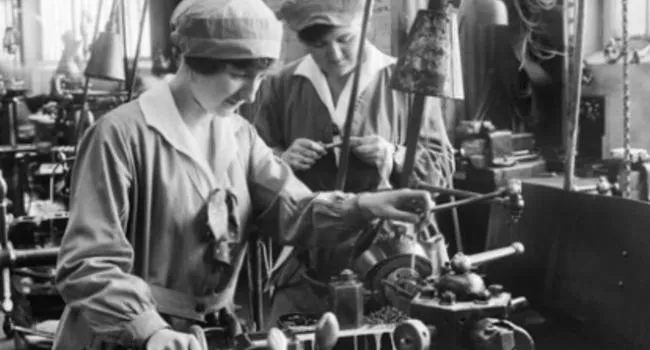 What Roles Did Women Serve In The World War I Era?