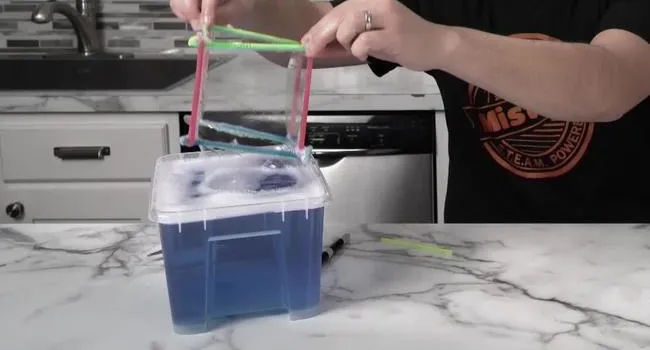 Surface Tension - Cube Bubble | DIY Science Time