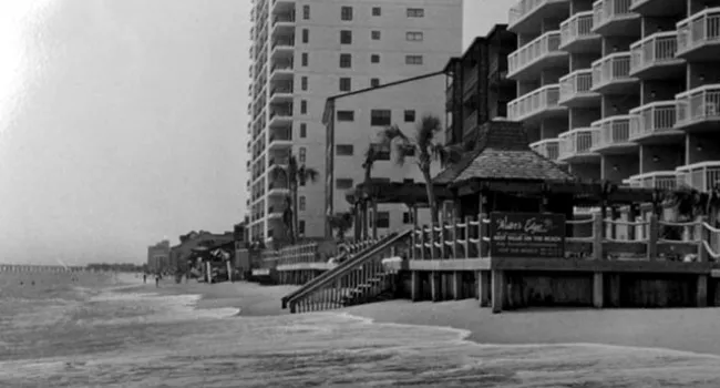 Garden City Beach, 1986 | History Of SC Slide Collection