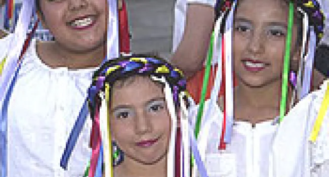 Children in Mexico Learn Folk Dances Early | Periscope