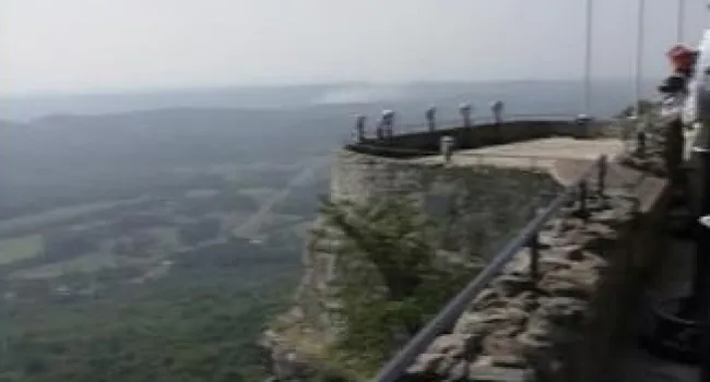 
            <div>Lookout Mountain (Georgia/Tennessee Border)</div>
      